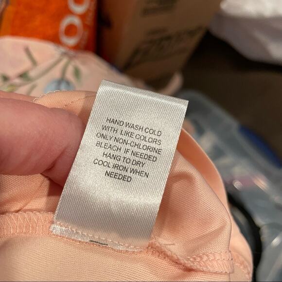 DR2 Pink Floral Off Shoulder Short Sleeve Mini Dress Womens XS Smocked Boho - Picture 6 of 7